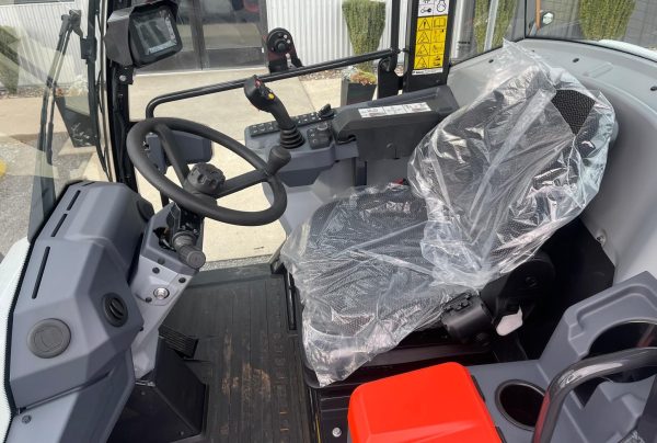 2024 BOBCAT l85 COMPACT WHEEL LOADER (0%-36 months) $3,500 cash rebate!!! - Image 6