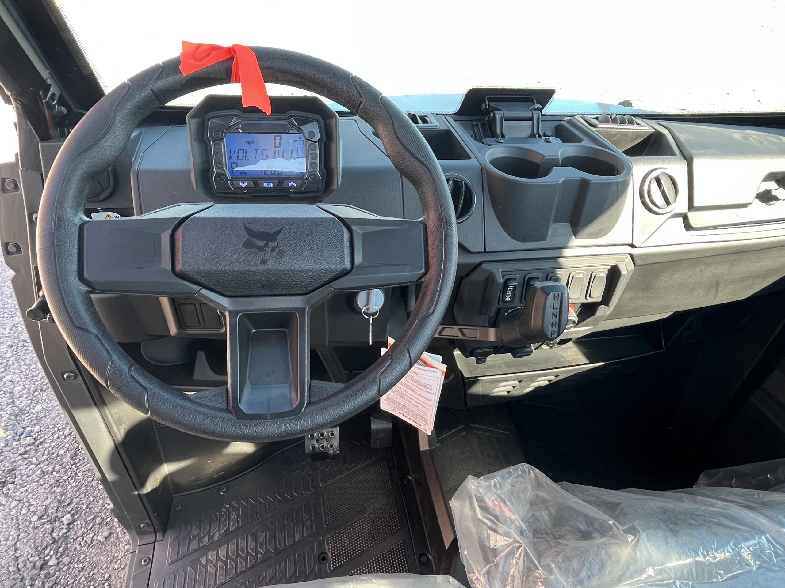 2026 BOBCAT UV34 DIESEL UTILITY VEHICLE (0%-24 MONTHS) $500 CASH REBATE! - Image 10