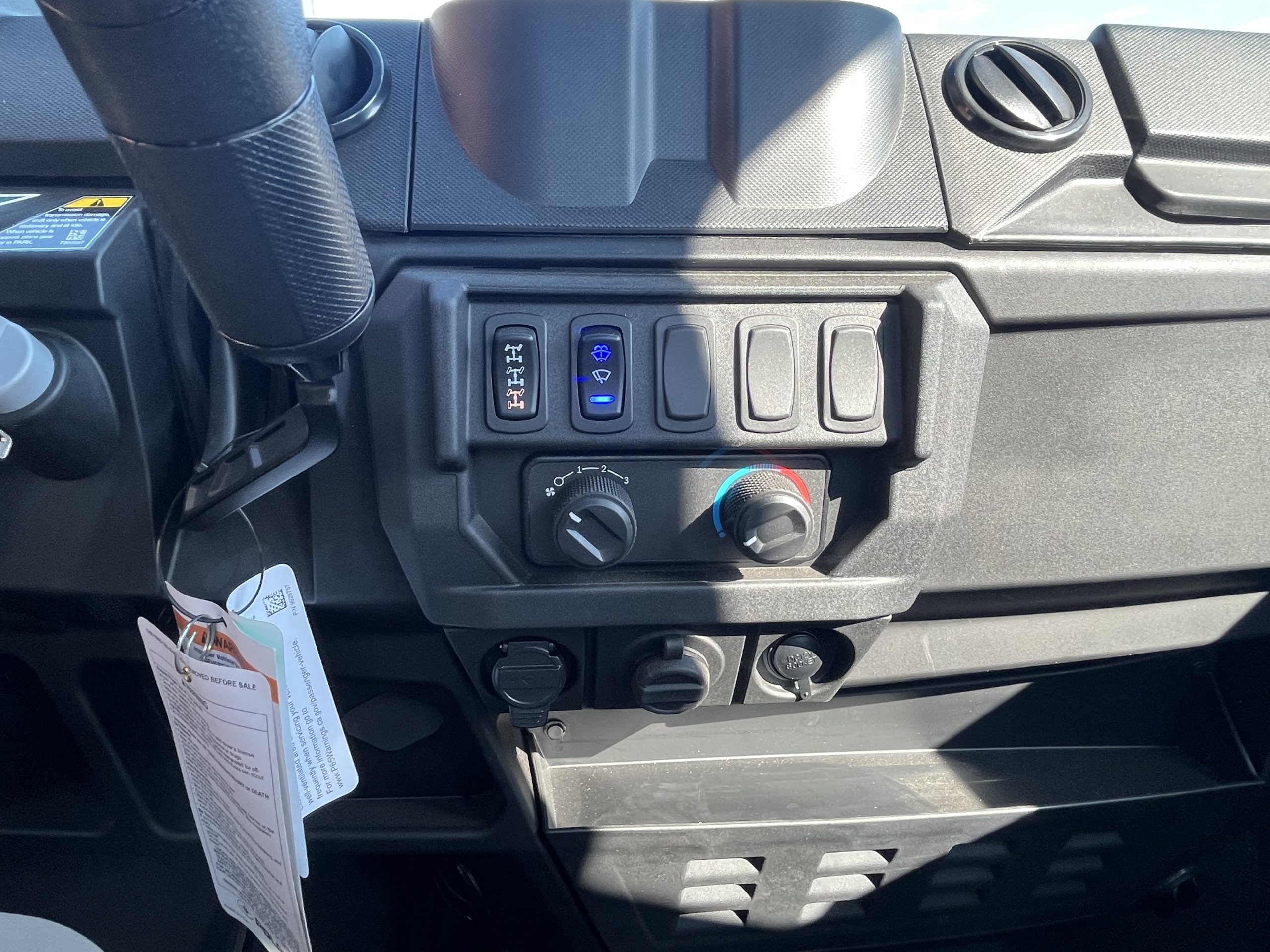 2026 BOBCAT UV34 DIESEL UTILITY VEHICLE (0%-24 MONTHS) $500 CASH REBATE! - Image 11