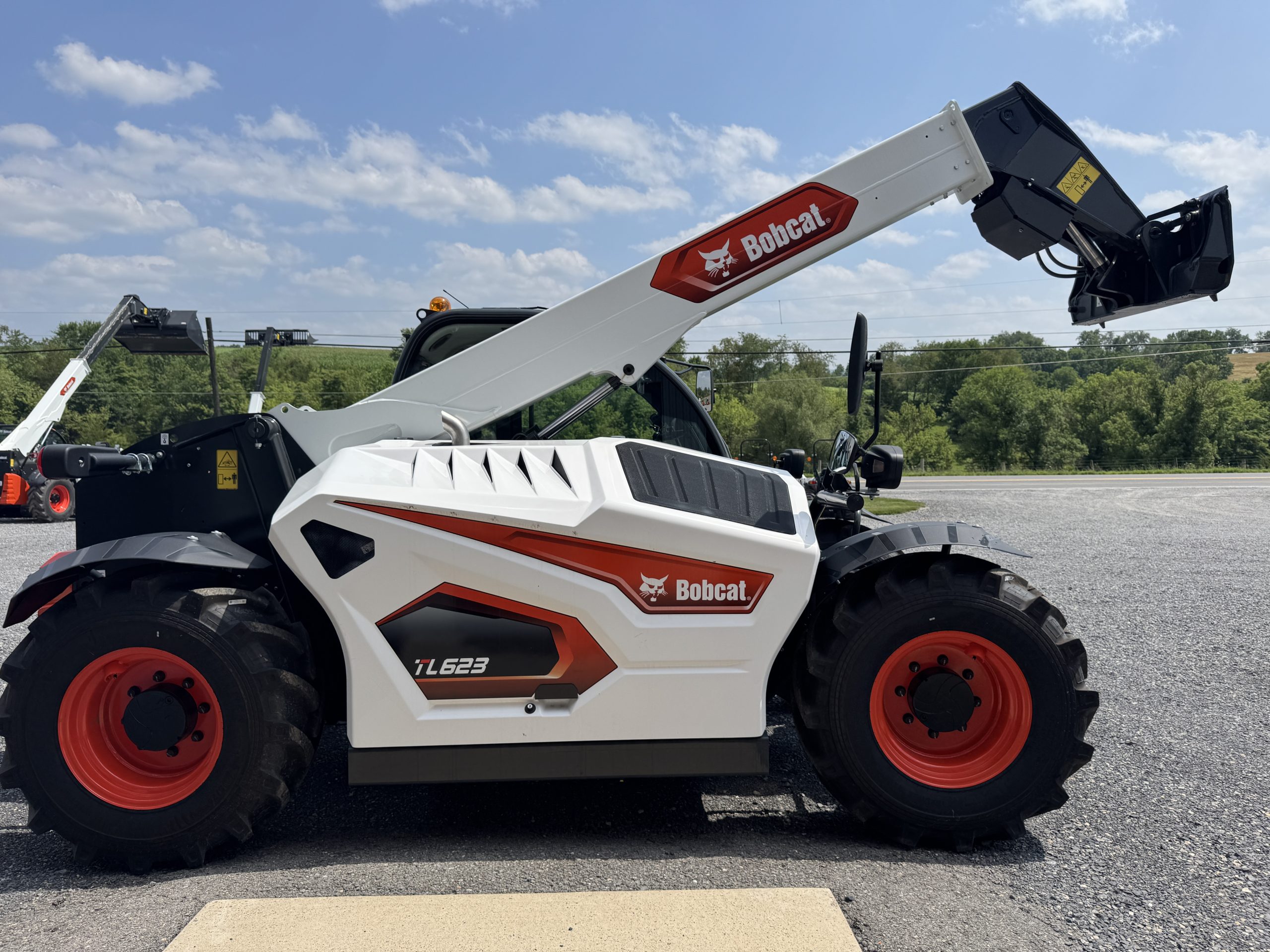 2026 NEW BOBCAT TL623 TELEHANDLER (0%-36 Months) $4,000 CASH REBATE! - Image 4