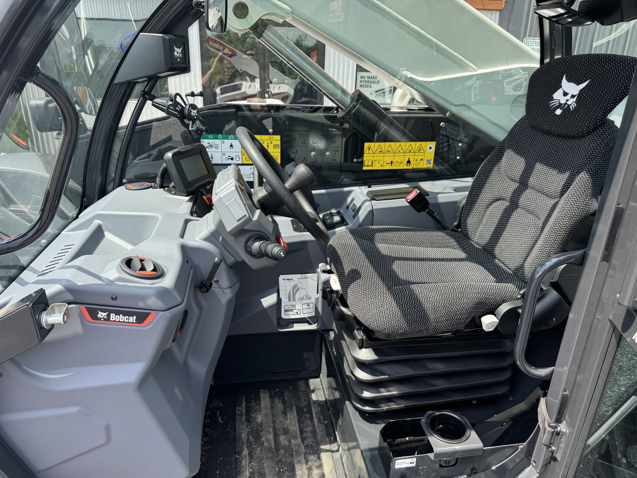2026 NEW BOBCAT TL623 TELEHANDLER (0%-36 Months) $4,000 CASH REBATE! - Image 7