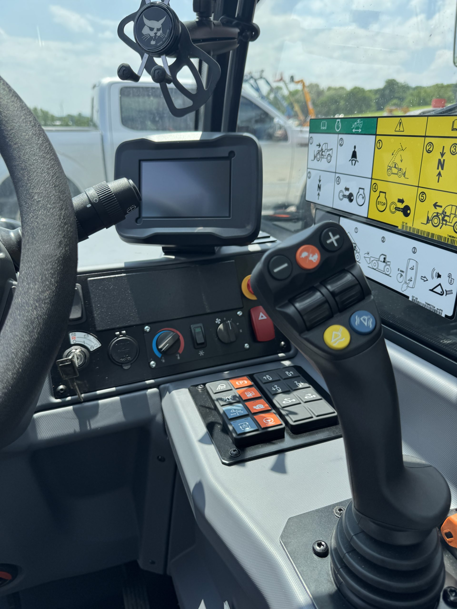 2026 NEW BOBCAT TL623 TELEHANDLER (0%-36 Months) $4,000 CASH REBATE! - Image 9