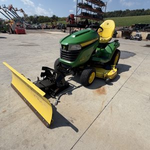 NICE!! USED LOW HOUR 2021 JOHN DEERE X580