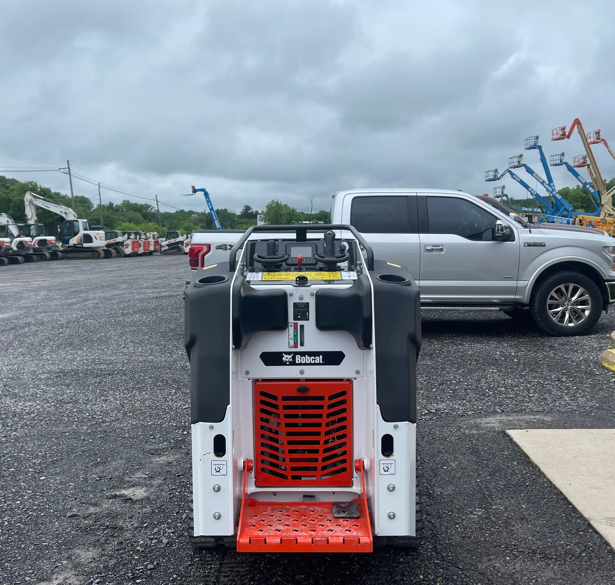 2026 BOBCAT MT120 (0%-36 months) $800 cash rebate!!! - Image 5