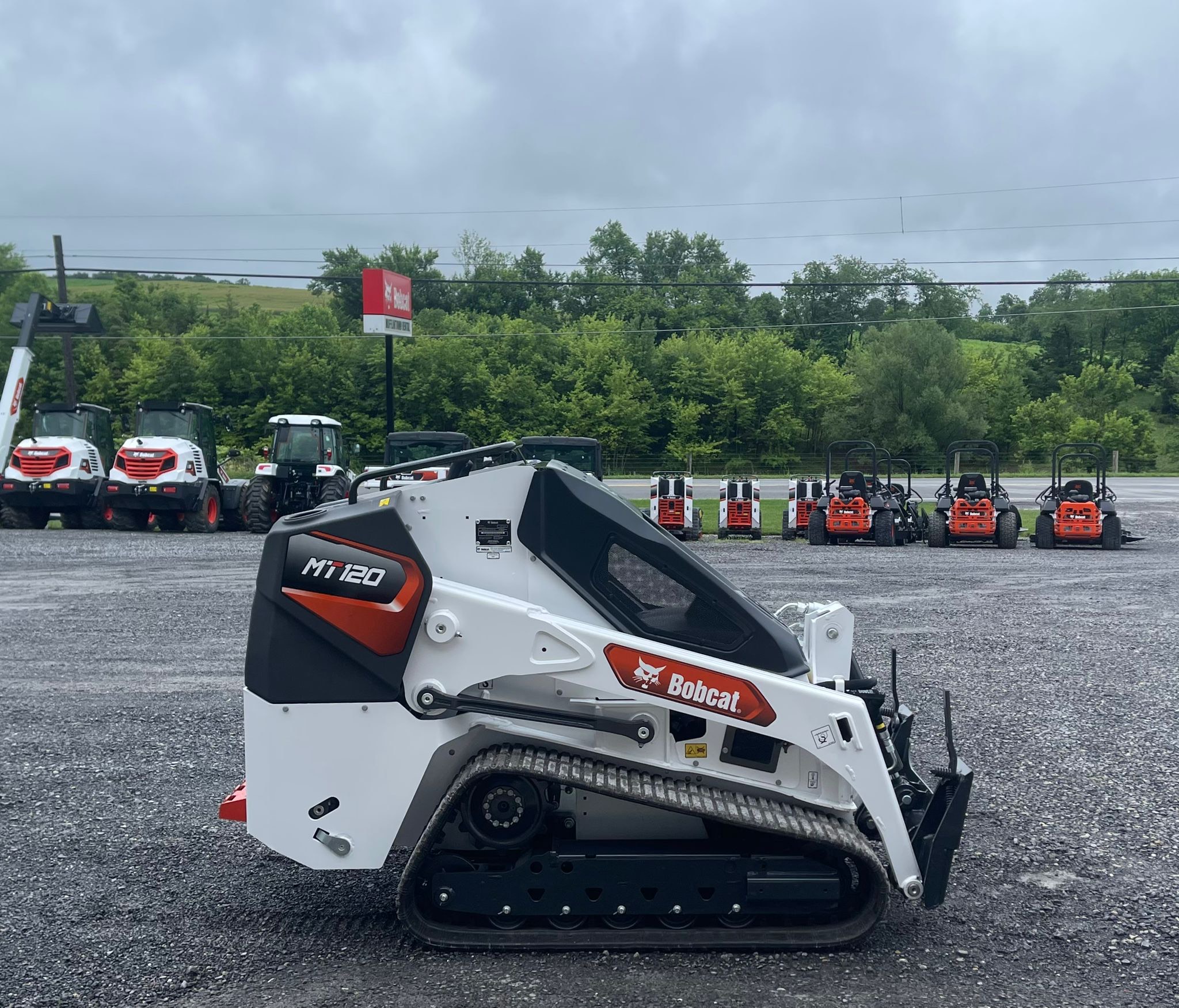 2026 BOBCAT MT120 (0%-36 months) $800 cash rebate!!! - Image 3
