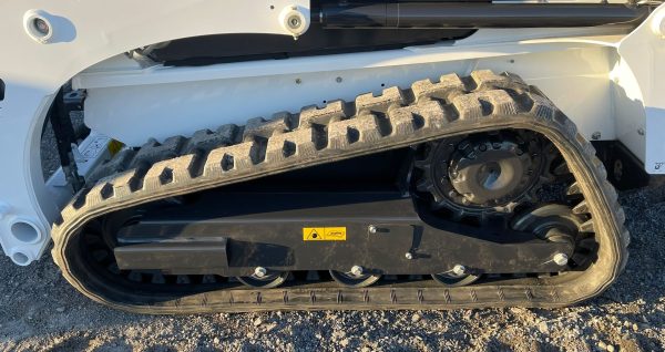 2025 BOBCAT T450 (0%-48 MONTHS) $2,000 CASH REBATE!!! - Image 3