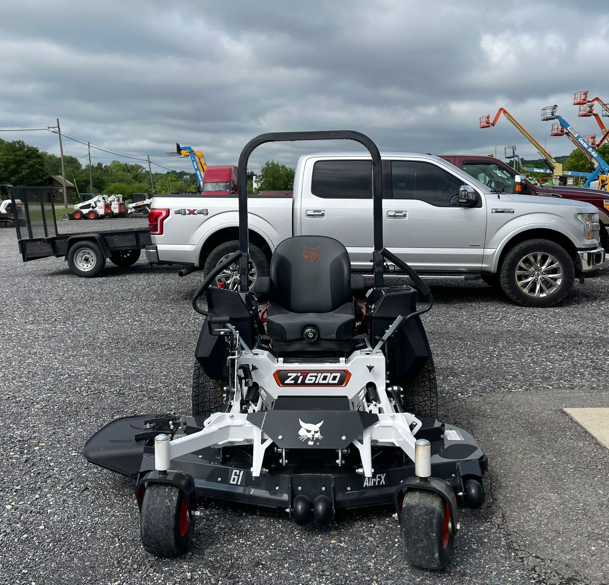 BRAND NEW! 2025 BOBCAT ZT6161 ZERO TURN MOWER (0%-60 MONTHS) $400 CASH REBATE!!! - Image 2