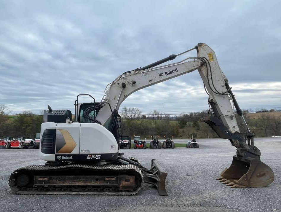 Bobcat E145 Large Excavator, 35,000# Class SKU:11116 - Image 4